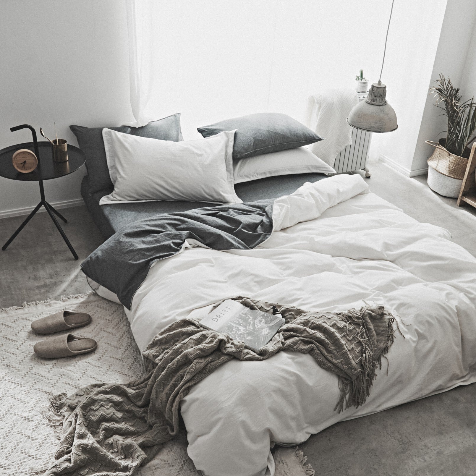 Simple Bedding Set